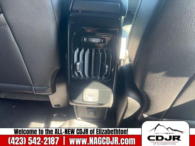 2023 Jeep Compass Latitude Lux FWD
