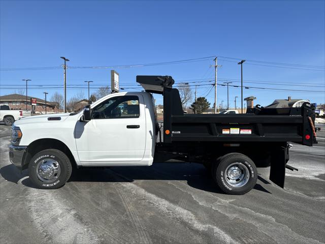 2024 RAM Ram 3500 Chassis Cab RAM 3500 TRADESMAN CHASSIS REGULAR CAB 4X4 60 CA