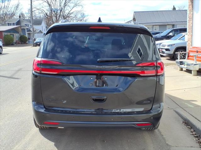 2023 Chrysler Pacifica Touring L AWD