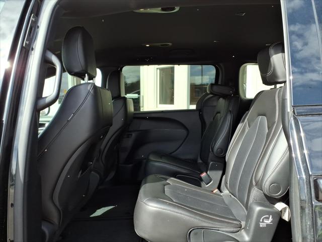2023 Chrysler Pacifica Touring L AWD