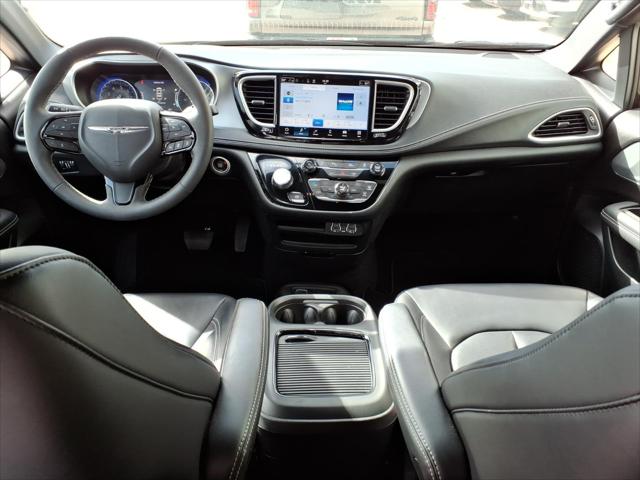 2023 Chrysler Pacifica Touring L AWD