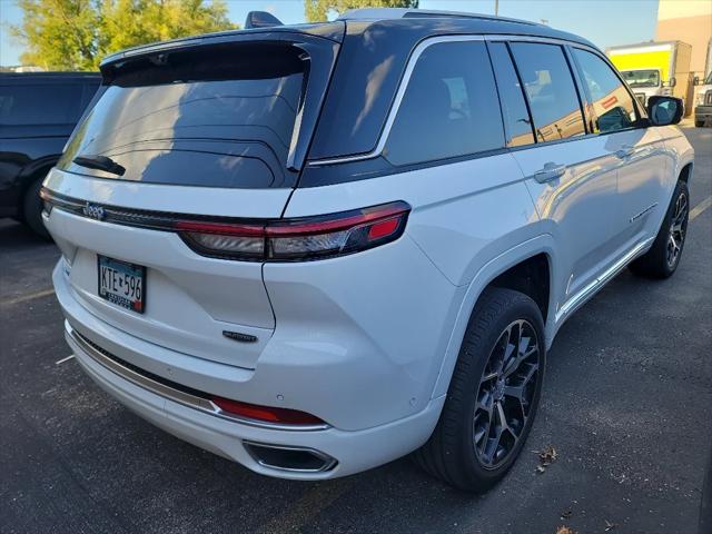 2022 Jeep Grand Cherokee 4xe Summit Reserve 4x4 2022 Jeep Grand Cherokee 4xe Summit Reserve 4x4