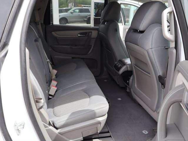 2017 Chevrolet Traverse LS