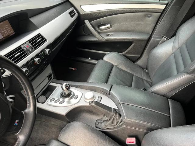 2008 BMW M5 Standard