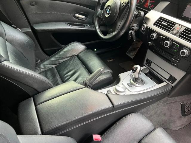 2008 BMW M5 Standard