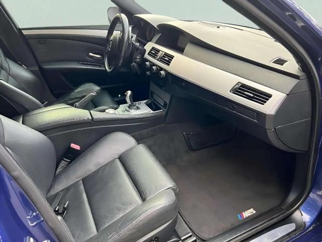 2008 BMW M5 Standard