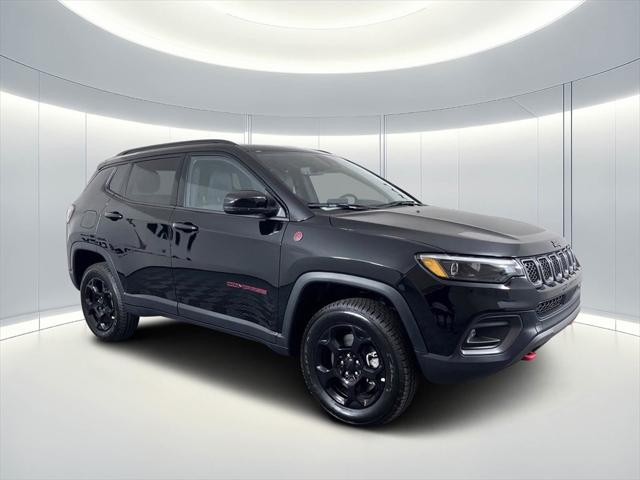 2024 Jeep Compass COMPASS TRAILHAWK 4X4