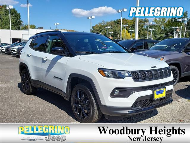 2024 Jeep Compass COMPASS LATITUDE 4X4
