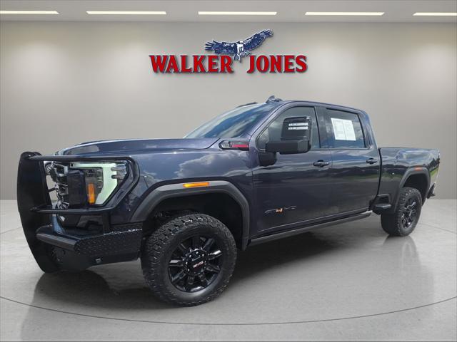 2024 GMC Sierra 2500HD 4WD Crew Cab Standard Bed AT4