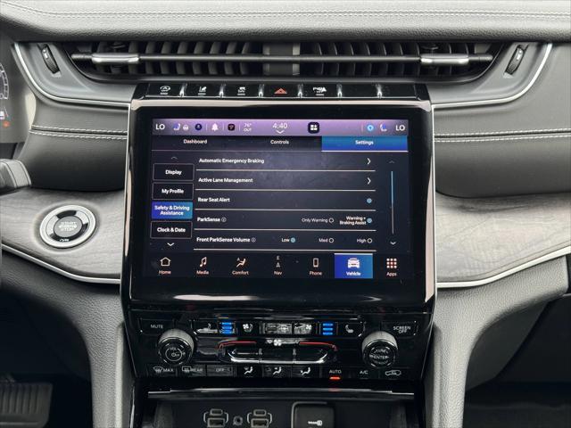 2022 Jeep Grand Cherokee L Limited 4x4