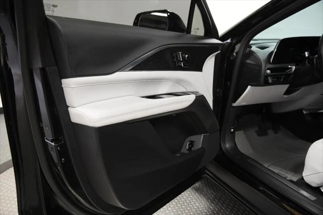 2024 Cadillac iQ Luxury w/1SC