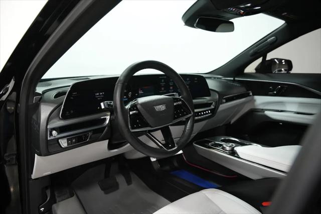 2024 Cadillac iQ Luxury w/1SC