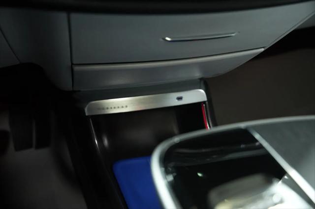 2024 Cadillac iQ Luxury w/1SC
