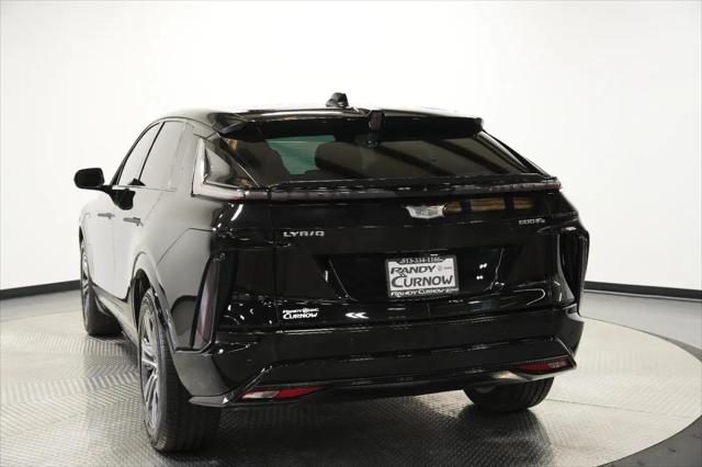 2024 Cadillac iQ Luxury w/1SC