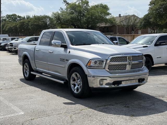 2018 RAM 1500 Laramie Crew Cab 4x4 57 Box