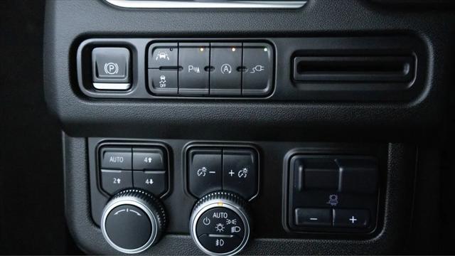 2021 GMC Yukon 4WD SLT
