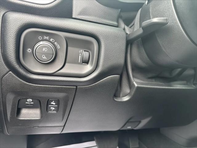 2022 Ram 1500 Big Horn Quad Cab 4x2 64 Box