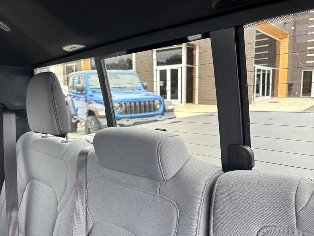 2022 Ram 1500 Big Horn Quad Cab 4x2 64 Box
