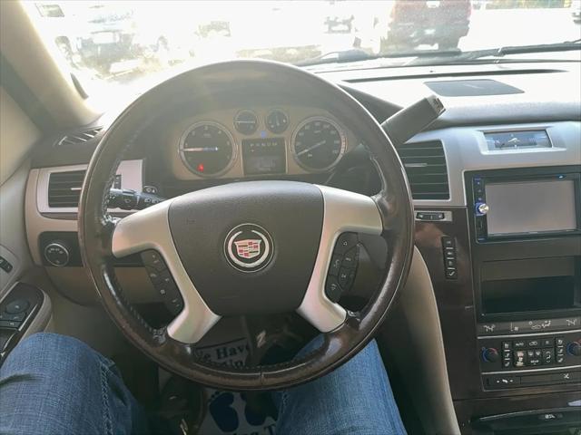 2014 Cadillac Escalade Luxury