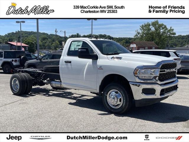 2024 RAM Ram 3500 Chassis Cab RAM 3500 TRADESMAN CHASSIS REGULAR CAB 4X4 84 CA