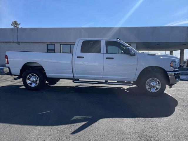 2024 RAM Ram 3500 RAM 3500 TRADESMAN CREW CAB 4X4 8 BOX