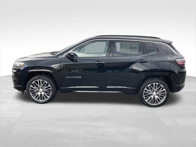 2024 Jeep Compass COMPASS LIMITED 4X4