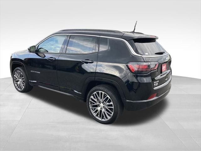 2024 Jeep Compass COMPASS LIMITED 4X4