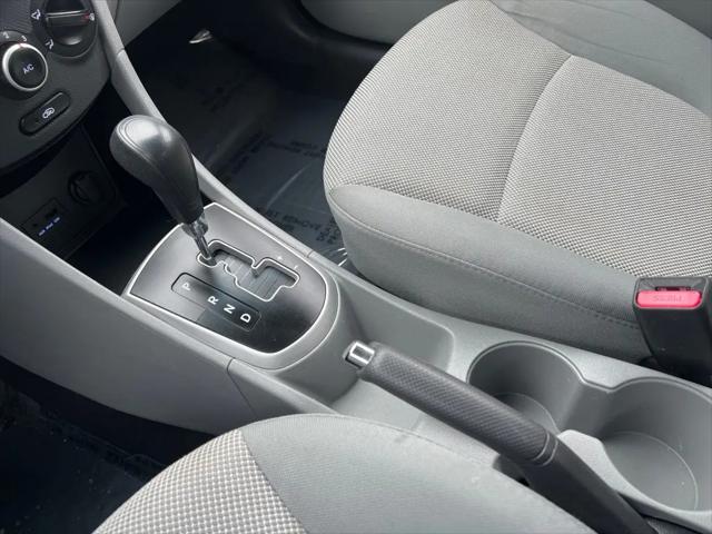 2013 Hyundai Accent GLS