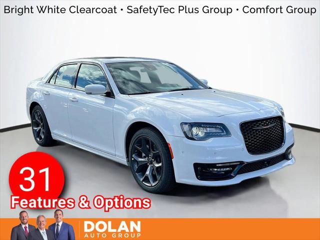 2023 Chrysler Chrysler 300 300S V8