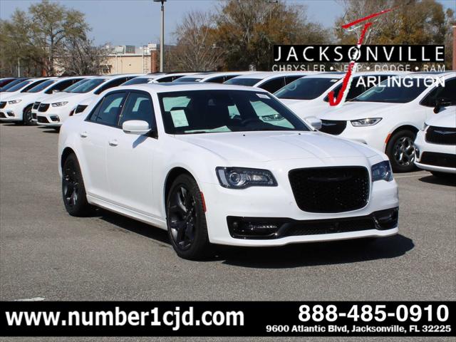 2023 Chrysler Chrysler 300 300S V8