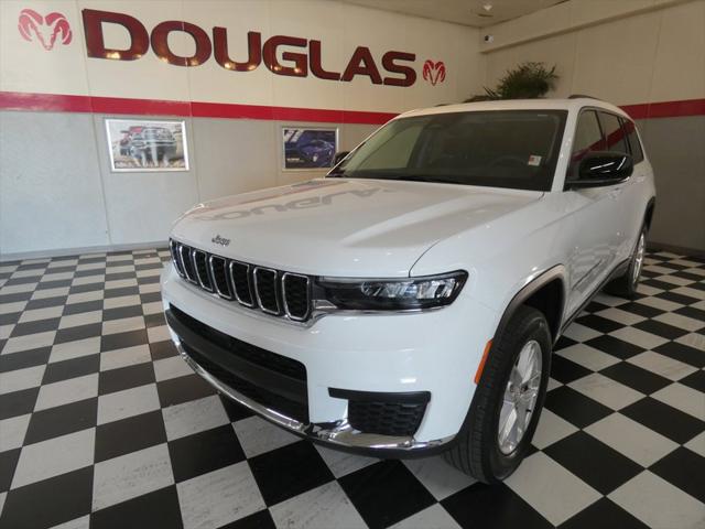 2022 Jeep Grand Cherokee L Laredo 4x4
