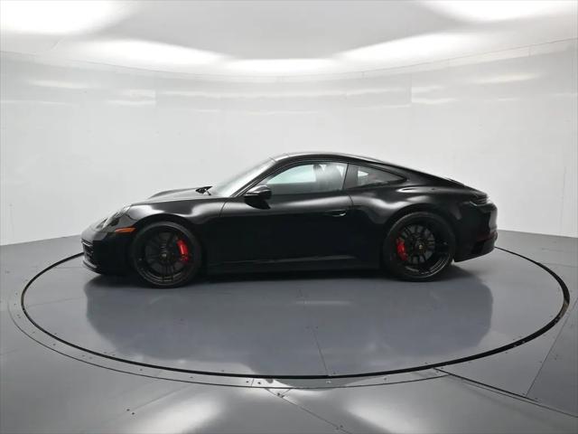 2022 Porsche 911 Carrera GTS