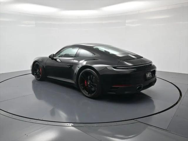 2022 Porsche 911 Carrera GTS