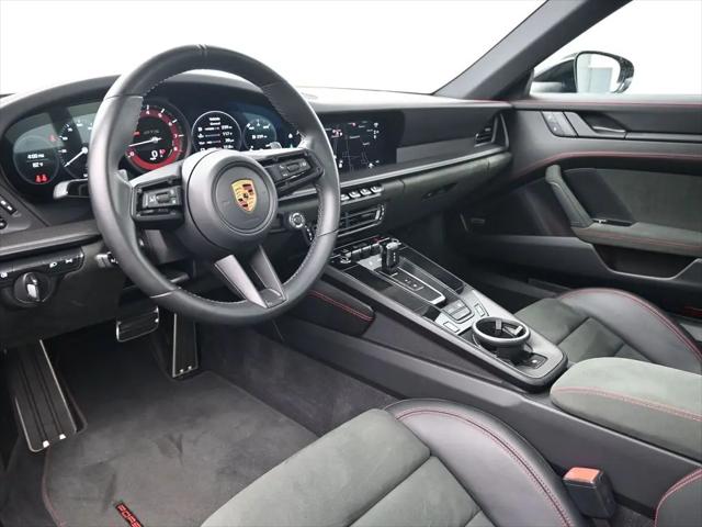 2022 Porsche 911 Carrera GTS