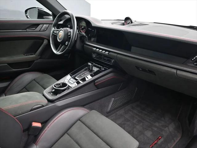 2022 Porsche 911 Carrera GTS