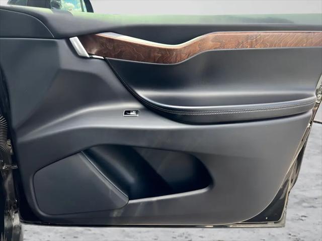 2020 Tesla Model X Long Range Plus Dual Motor All-Wheel Drive