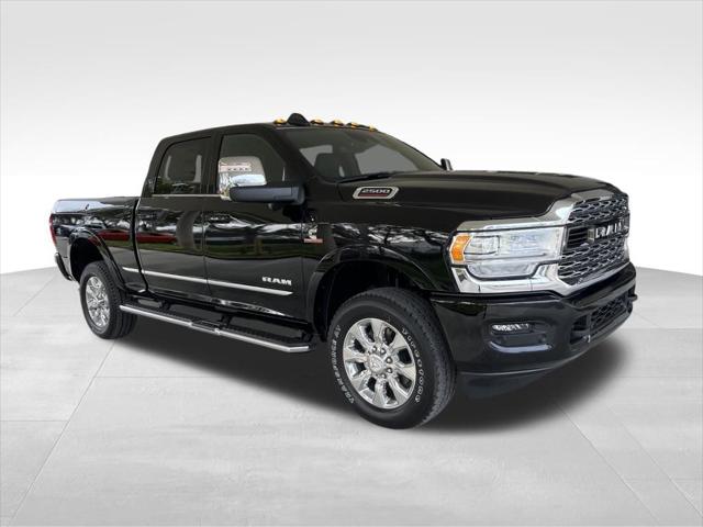 2024 RAM Ram 2500 RAM 2500 LIMITED CREW CAB 4X4 64 BOX