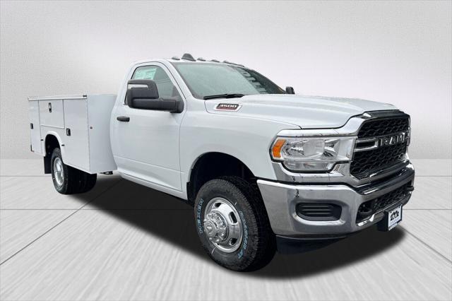 2024 RAM Ram 3500 Chassis Cab RAM 3500 TRADESMAN CHASSIS REGULAR CAB 4X4 60 CA