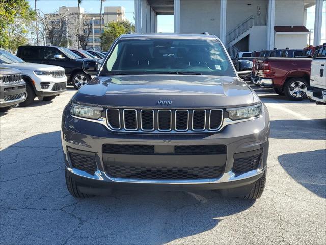 2023 Jeep Grand Cherokee L Laredo 4x4
