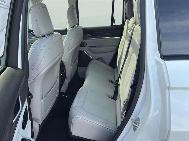 2022 Jeep Grand Cherokee Overland 4x4