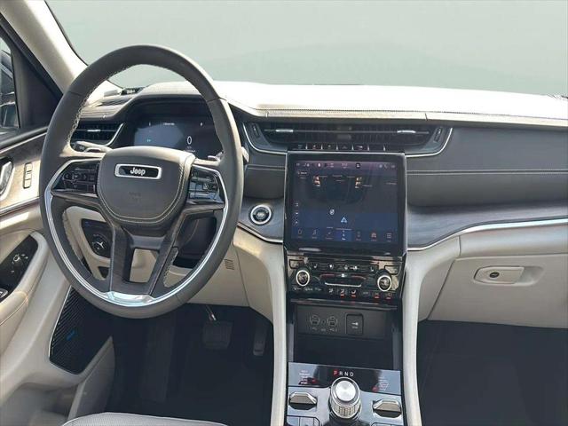 2022 Jeep Grand Cherokee Overland 4x4