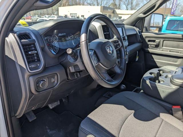 2024 RAM Ram 3500 Chassis Cab RAM 3500 TRADESMAN CREW CAB CHASSIS 4X4 60 CA