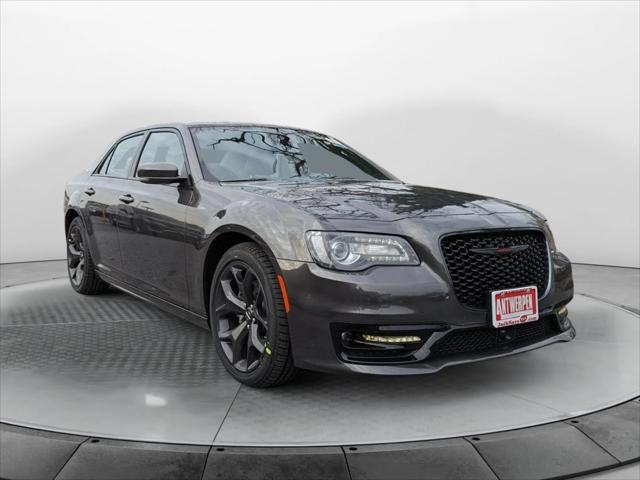 2023 Chrysler Chrysler 300 300S V8