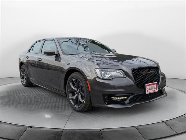 2023 Chrysler Chrysler 300 300S V8