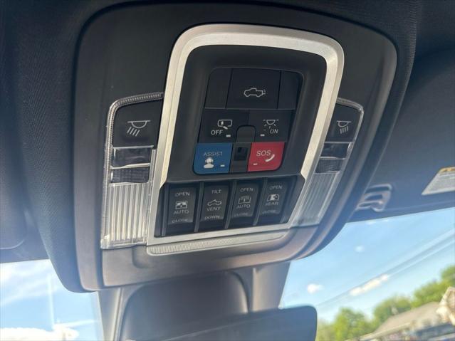 2021 Ram 1500 Laramie Crew Cab 4x4 5'7" Box