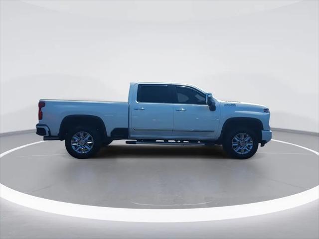 2024 Chevrolet Silverado 2500HD 4WD Crew Cab Standard Bed High Country