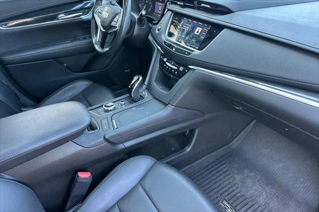 2023 Cadillac XT5 FWD Premium Luxury