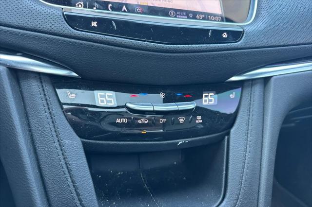 2023 Cadillac XT5 FWD Premium Luxury