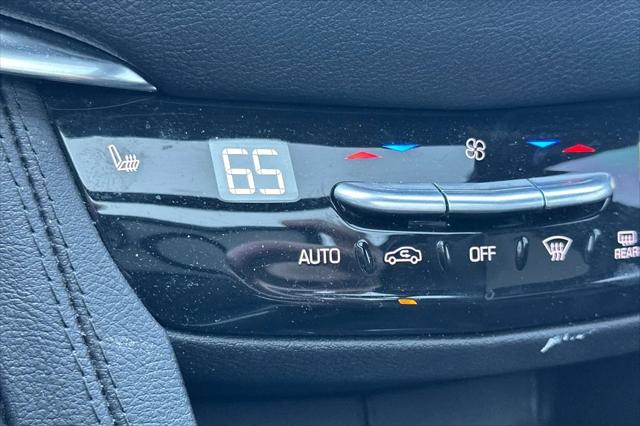 2023 Cadillac XT5 FWD Premium Luxury