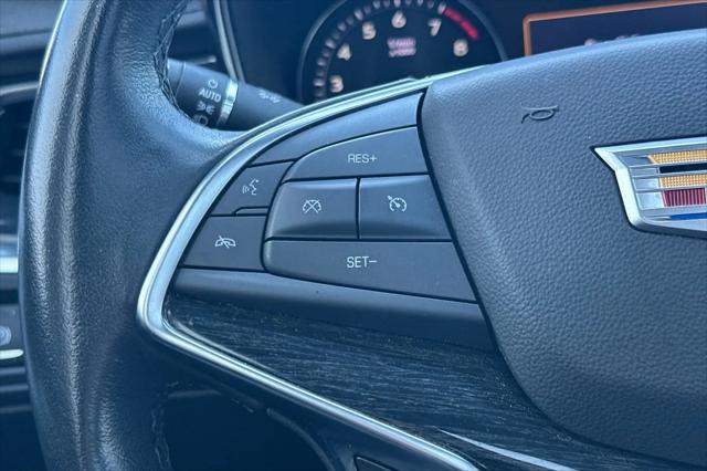 2023 Cadillac XT5 FWD Premium Luxury